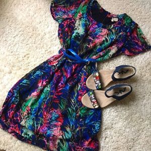 🌺HP🌺 Colorful Japan Shift Dress xs M